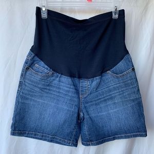 🇺🇸Liz Lange maternity shorts 🇺🇸